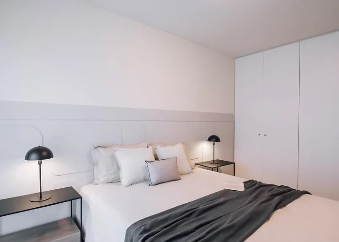 Apartament Oliveira - 1 Bedroom, Parking In Parque Nacoes Lizbona