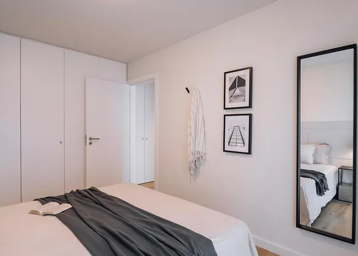 شقة Oliveira - 1 Bedroom, Parking In Parque Nacoes *