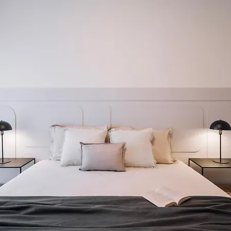 Oliveira - 1 Bedroom, Parking In Parque Nacoes * ליסבון