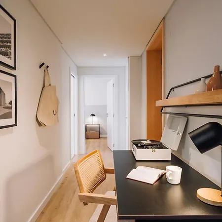 Oliveira - 1 Bedroom, Parking In Parque Nacoes דירה