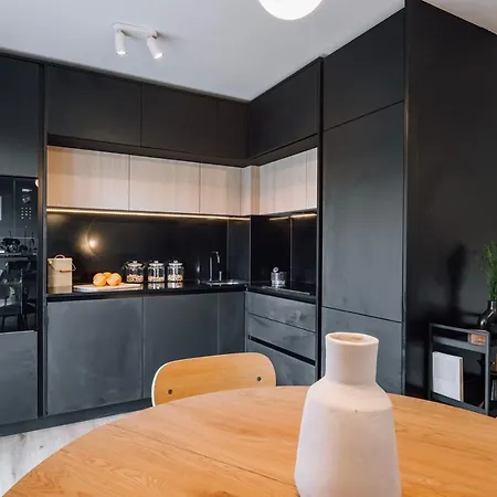 Oliveira - 1 Bedroom, Parking In Parque Nacoes Lisbon